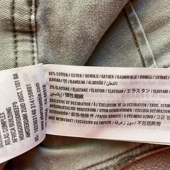 Abercrombie & Fitch Green Cargo Denim Utility Shorts - Picture 10 of 12